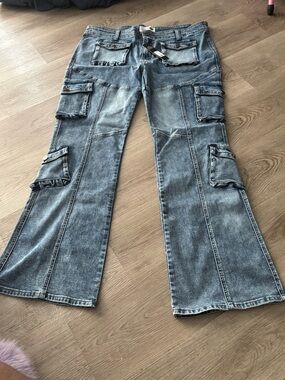Source Unknown Blue Washed Flare Cargo Jeans